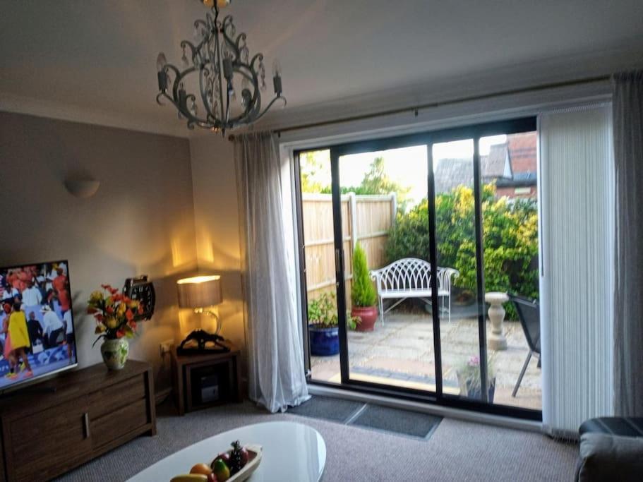 Ludlow Mews Town House With Free Parking Экстерьер фото